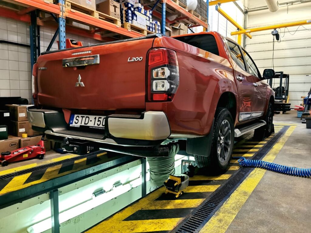 mitsubishi l200 laprugó